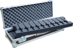 Emberleaf Knife Holds 20 Flight Case