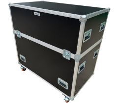 Portman P1 Flight Case holds 2