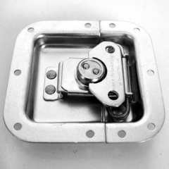 L915 705 Reversed Medium Butterfly Catch