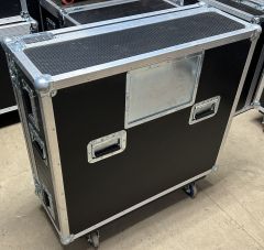 Mixer Flightcase with Dogbox & Wheels (Clearance Case)
